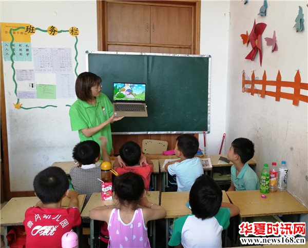 西安外国语大学青年赴郑州实践团：心中有绿，奉献永远都在路上