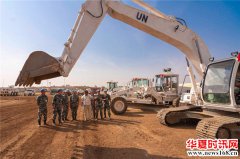 中国第15批赴苏丹达尔富尔维和工兵分队春节前夕高标准通过联合国首次装备核查