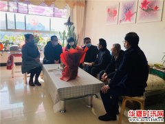 高台县卫生健康局局长邢宗雄带领班子成员慰问支援湖北医务人员家属