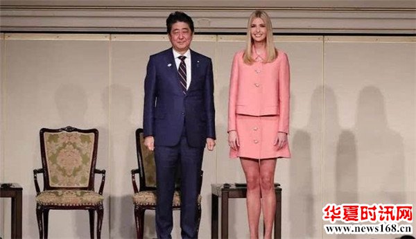 特朗普的女儿伊万卡和日本首相安培晋三