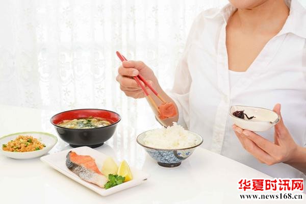 日本人均寿命蝉联第一，长寿秘诀有哪些？先透露一个：养胃
