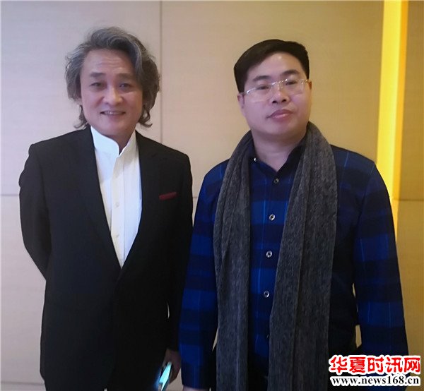 中国著名配音演员、国家一级演员徐涛和西部新闻网总编辑张龙