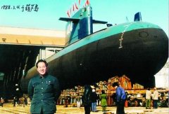“中国核潜艇之父”黄旭华：年过六旬指挥深潜