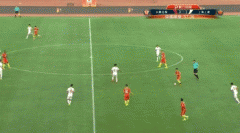 胡斯蒂超长直塞喂到伊哈洛嘴边 射门时上港已放弃