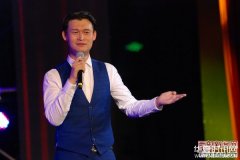 超级笑星小沈龙脱口秀全国巡演西安站完美落幕爆笑三秦