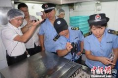 海底捞火锅又出事了两门店漏勺捞下水道涉事门店暂停营业