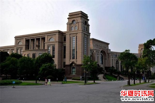 被称为"江南第一学府"就业薪资排名全国第二!你知道是哪所大学吗?