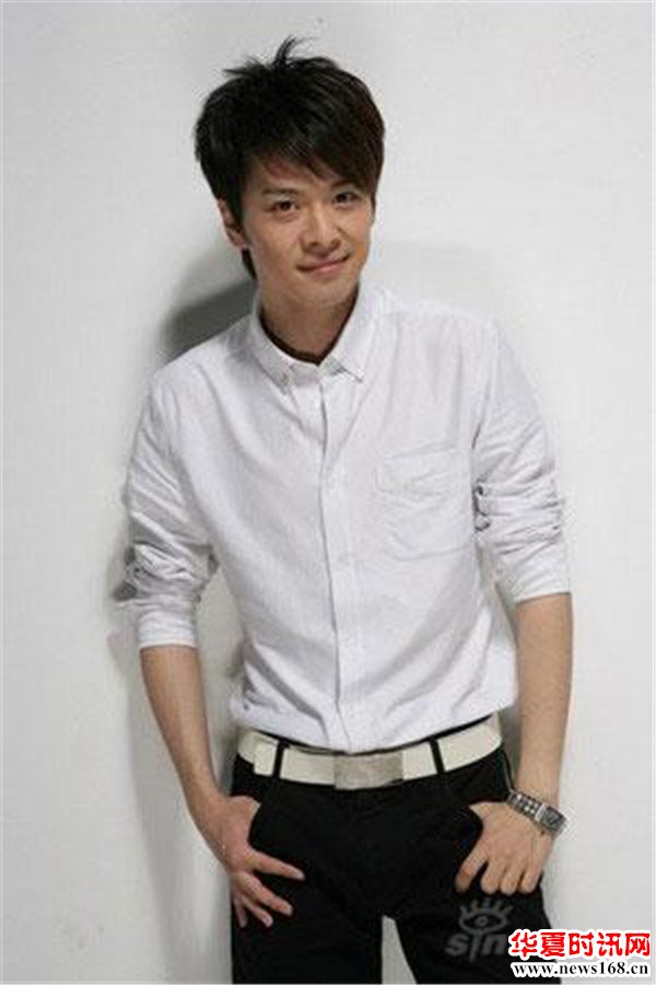 高大帅气的北静王爷和柳湘莲裸婚恩爱至今