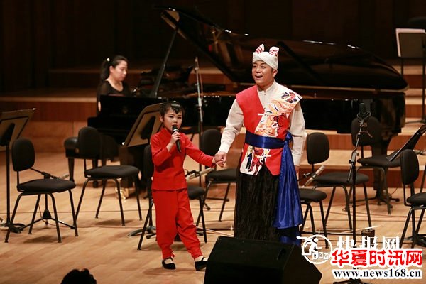 陕北歌王周淋举办毕业音乐会 携小女儿献唱《九儿》惊艳全场