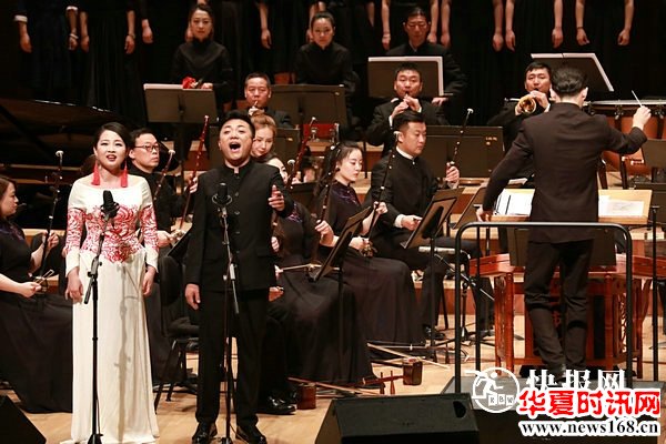 陕北歌王周淋举办毕业音乐会 携小女儿献唱《九儿》惊艳全场