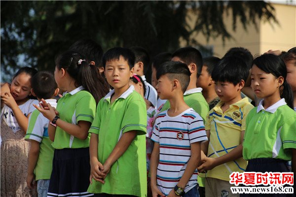 西安外国语大学青年志愿者总队赴周至周至县上三清小学举行开学典礼