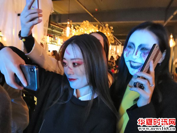 德力森原浆啤酒万圣节