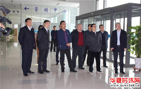 上海市商会代表到博兴县湖滨镇美厨厨业公司参观调研