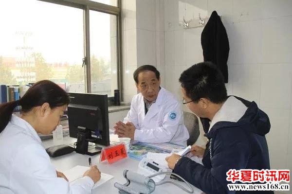 上海市山东商会医学专家博士团与我县签署战略合作协议