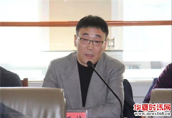 热文    会上,博兴县金属板业商会会长王树银,省厨具协会会长王炳森