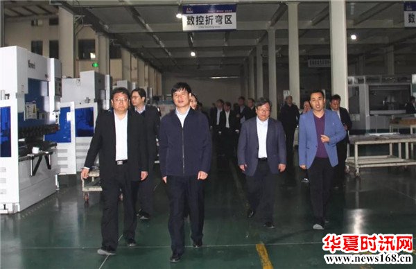 山东省国土空间规划处处长陈岩松一行来博兴县湖滨镇美厨厨业调研