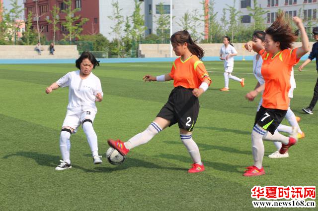 澄城县第二届中小学生校园足球联赛职教中心勇夺双冠