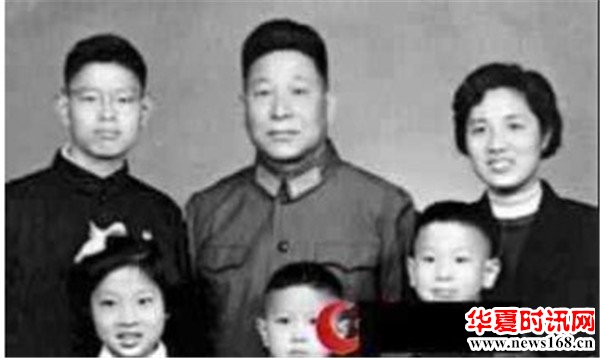 王思聪的全家福