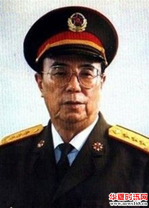 杨白冰