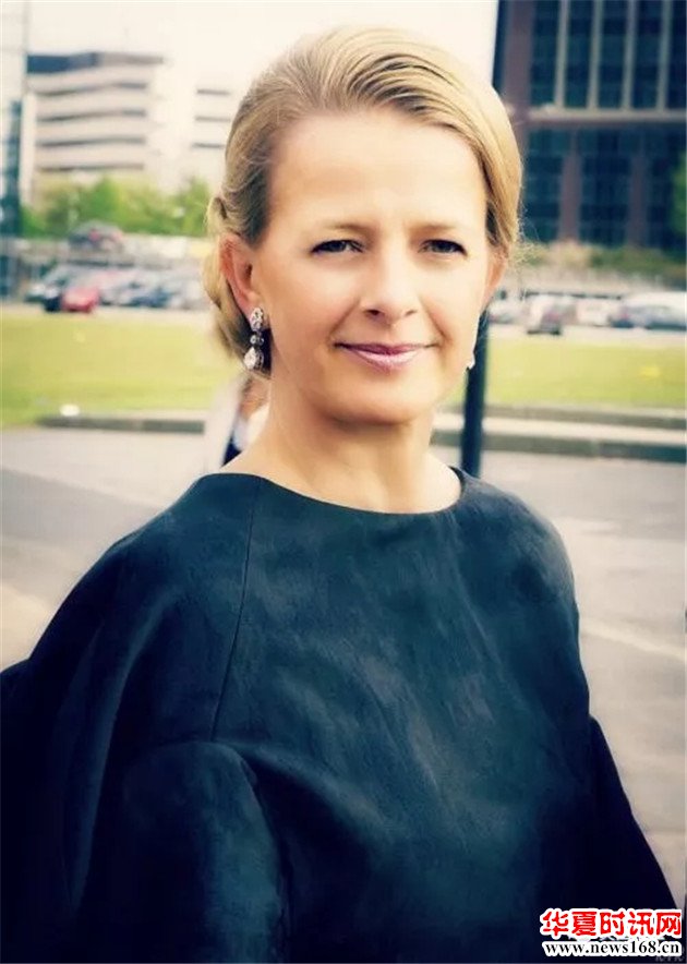 荷兰的二王妃玛贝尔·威西·斯密特Mabel Wisse Smit