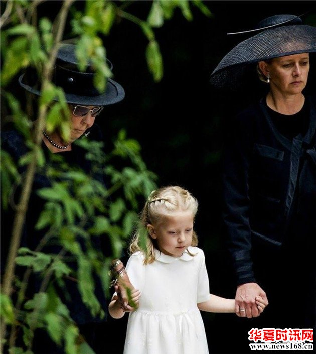 荷兰的二王妃玛贝尔·威西·斯密特隐居