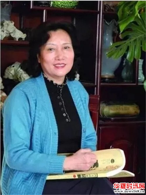 著名书法家李艳秋送福迎新年