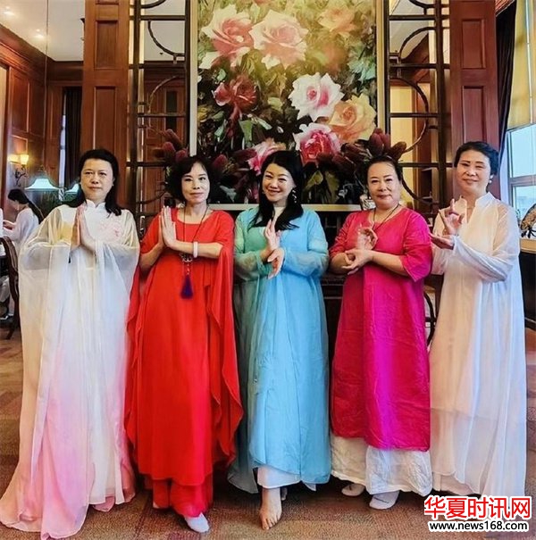 全民免疫公益计划形象大使,环球夫人大赛荣誉主席、评委——李倩