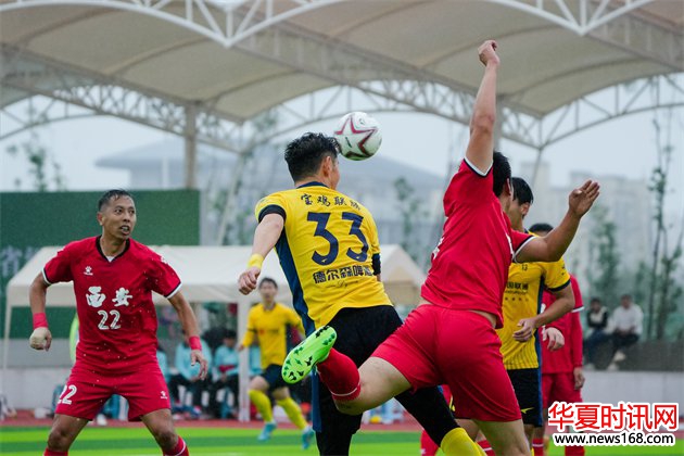 德尔森啤酒赞助的陕西联腾足球队问鼎2025陕西省足球五级联赛总冠军