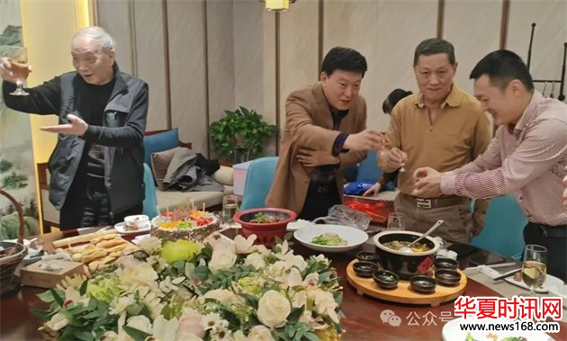 何丹萌：刘郎花甲寿辰小记