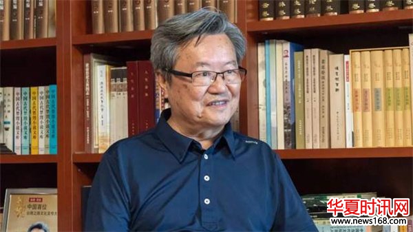 著名文化学者、评论家、书法家、原陕西省文联副主席肖云儒