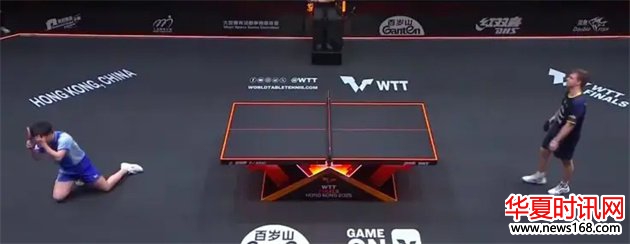 　　在北京时间12月14日结束的WTT总决赛男单决赛中，世界排名第5位的日本名将张本智和，激战6局后以4-2的比分，击败了世界排名第4位的瑞典选手莫雷加德，生涯首次夺得WTT总决赛男单冠军。 　　5次挑战终夺冠！22岁张本智和兑现豪言，激动跪地+第4次致敬樊振东 　　5次挑战终夺冠！22岁张本智和兑现豪言，激动跪地+第4次致敬樊振东 　　本场决赛，双方前4局平分秋色，各赢2局战成2-2平。关键的第5局，张本智和在7-10落后的情况下，连续挽救3个局点，最终以14-12成功翻盘。 　　而第6局，自信心大增的张本智和一路领先，最终11-2轻松取胜，总比分4-2击败对手夺冠。 　　5次挑战终夺冠！22岁张本智和兑现豪言，激动跪地+第4次致敬樊振东 　　5次挑战终夺冠！22岁张本智和兑现豪言，激动跪地+第4次致敬樊振东 　　当拿下最后1分之后，22岁的张本智和激动跪地，随后他再次做出樊振东此前全运会男单夺冠时做出的庆祝动作。 　　值得注意的是，这已是张本智和本次总决赛第4次，在庆祝时致敬偶像樊振东。 　　5次挑战终夺冠！22岁张本智和兑现豪言，激动跪地+第4次致敬樊振东 　　5次挑战终夺冠！22岁张本智和兑现豪言，激动跪地+第4次致敬樊振东 　　赛前，张本智和曾霸气放话，这次是自己第5次挑战WTT总决赛男单冠军，此前曾3次拿到第2名，但都不满意，因为只有冠军才能让他开心。因此这次一定要把冠军拿下来。 　　最终，他也成功兑现了赛前自己夸下的豪言。在决赛苦战六局后，拿下了个人首个总决赛冠军。