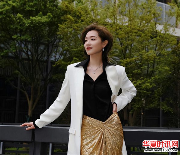 万茜因长得太漂亮多次拒绝导演遭打压43岁才等到掌声