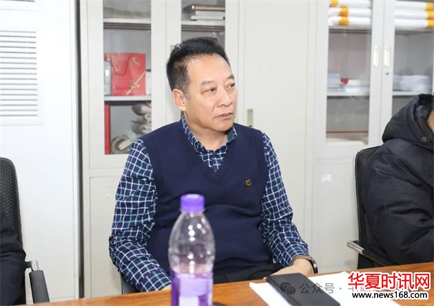 中国新闻出版书法家协会副秘书长 张兆峰