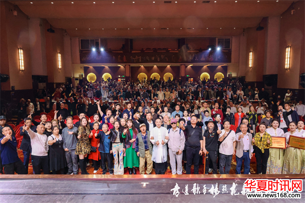 杨燕龙新歌发布会《跪天跪地跪父母》